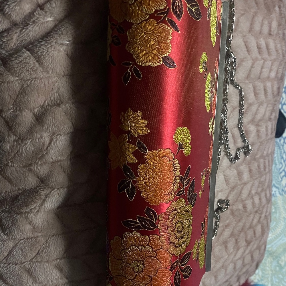 Silk Vintage Chinese-Style Evening Clutch.